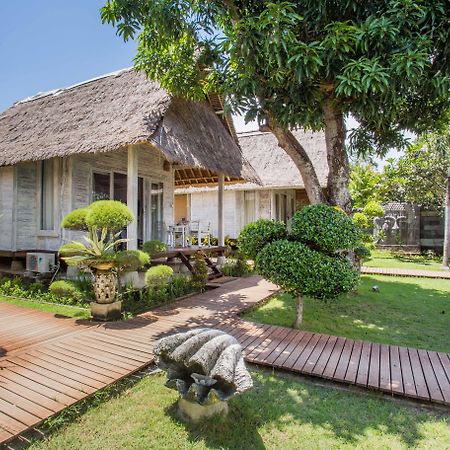 Bay Shore Huts レンボンガン島 エクステリア 写真
