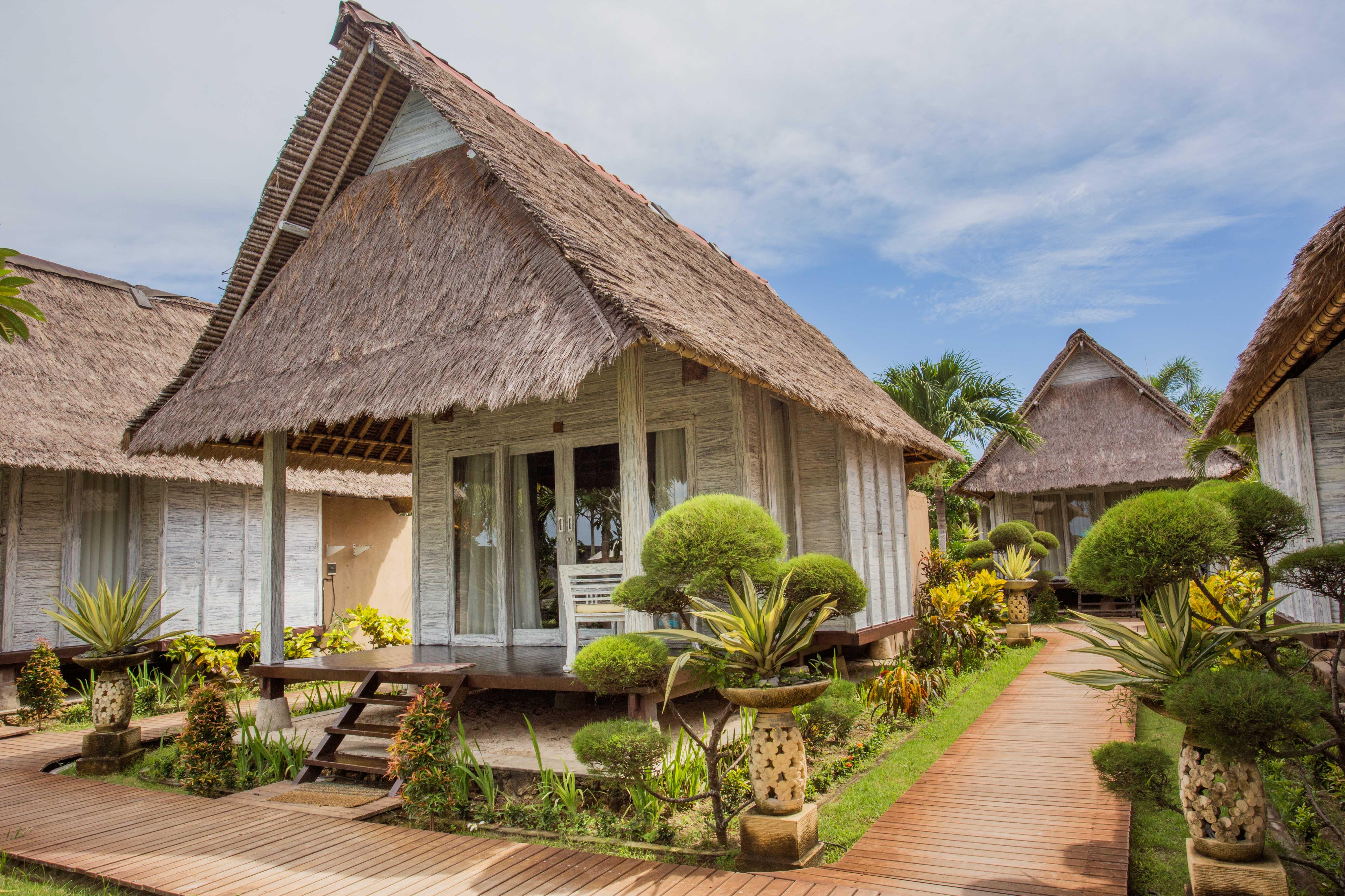 Bay Shore Huts レンボンガン島 エクステリア 写真