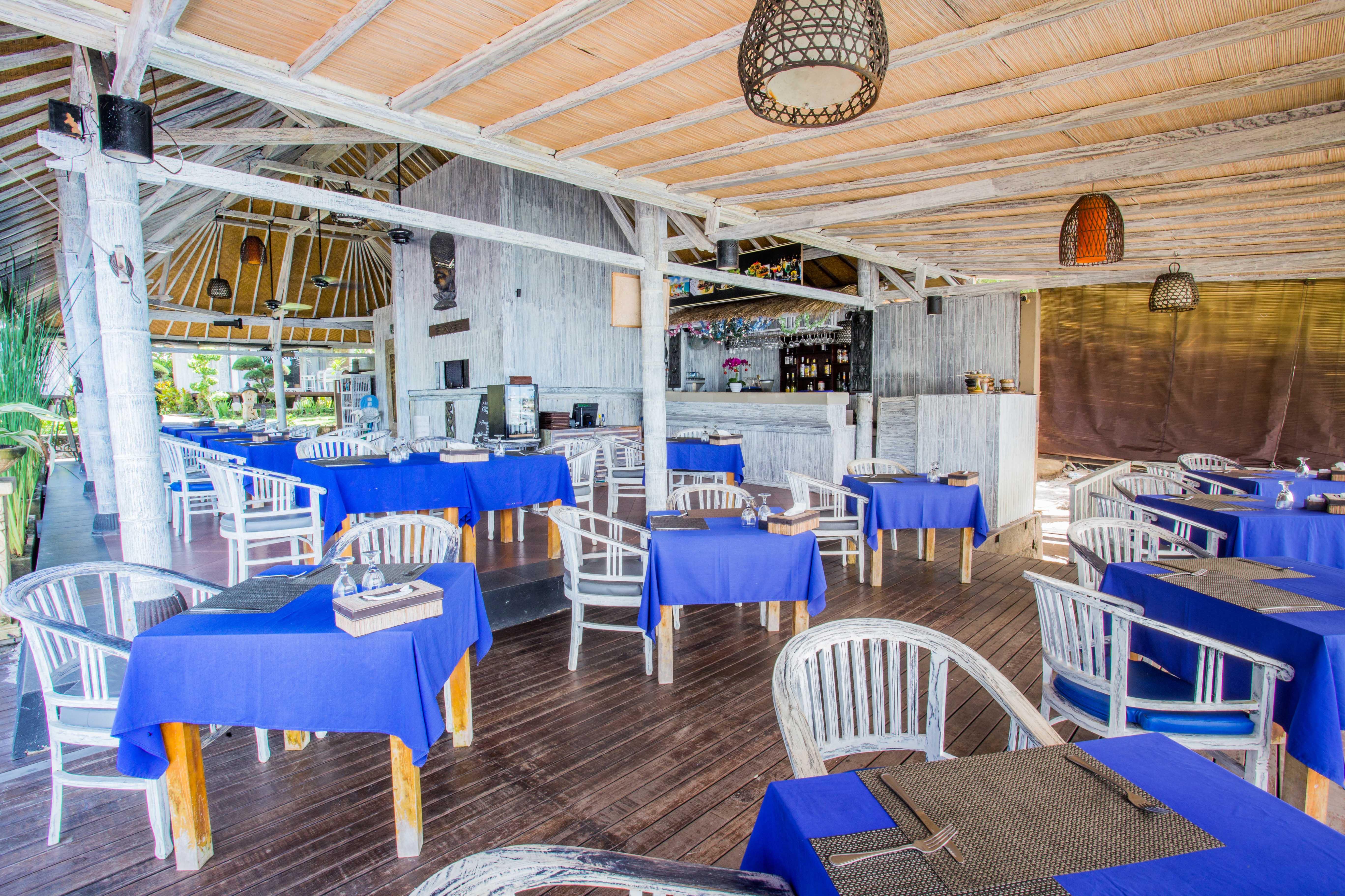Bay Shore Huts レンボンガン島 エクステリア 写真