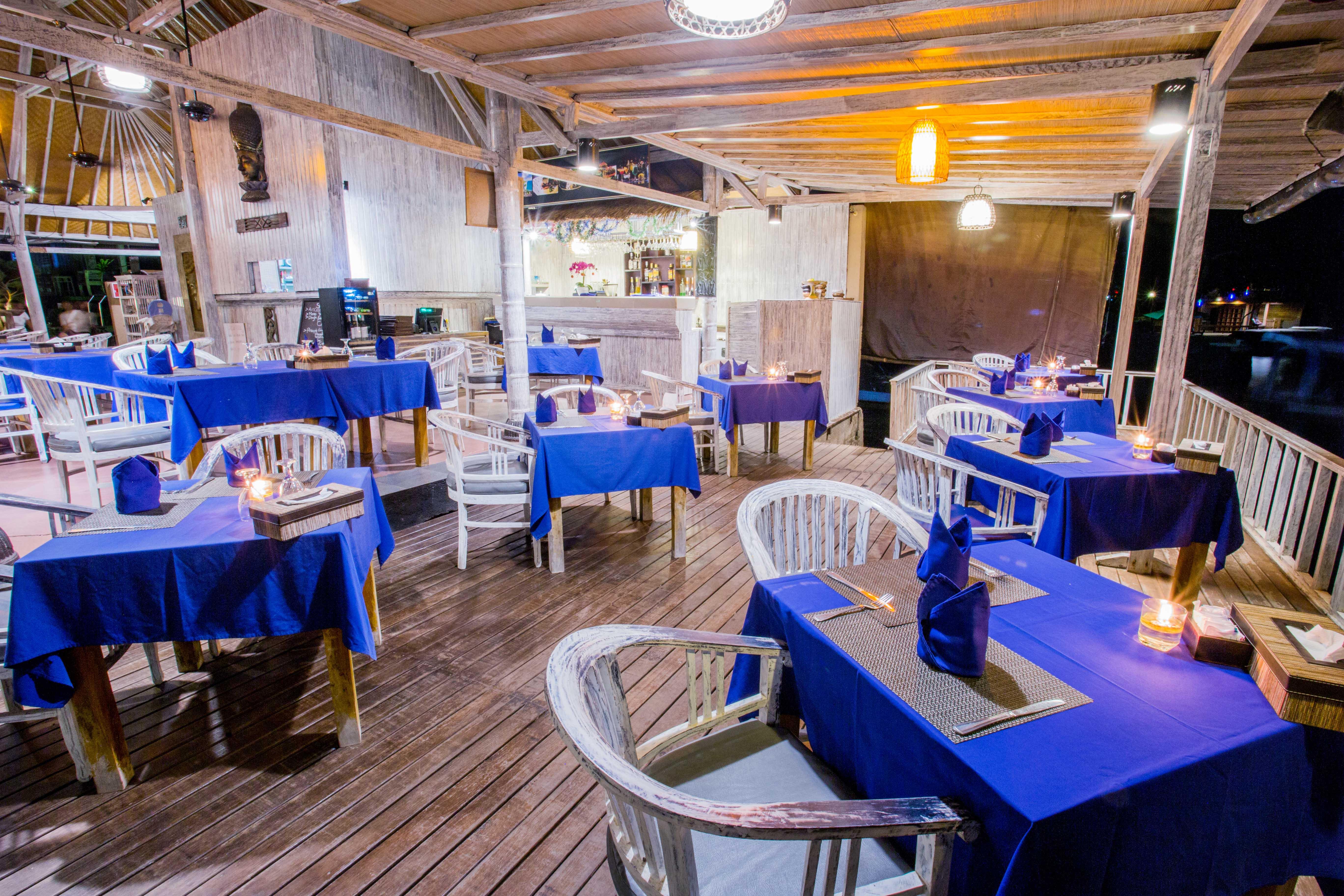 Bay Shore Huts レンボンガン島 エクステリア 写真